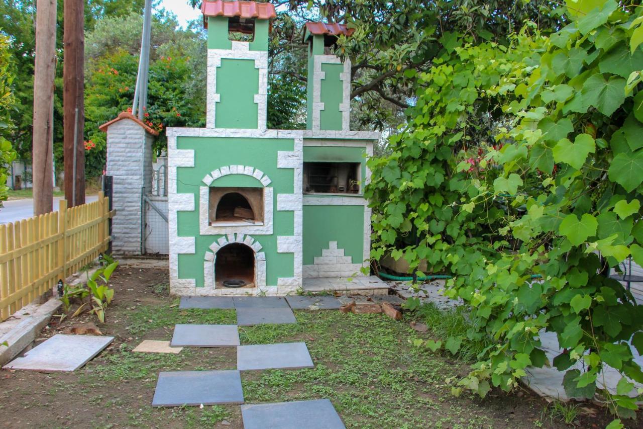 Lamprini'S Deluxe Studios Limenas  Exterior photo
