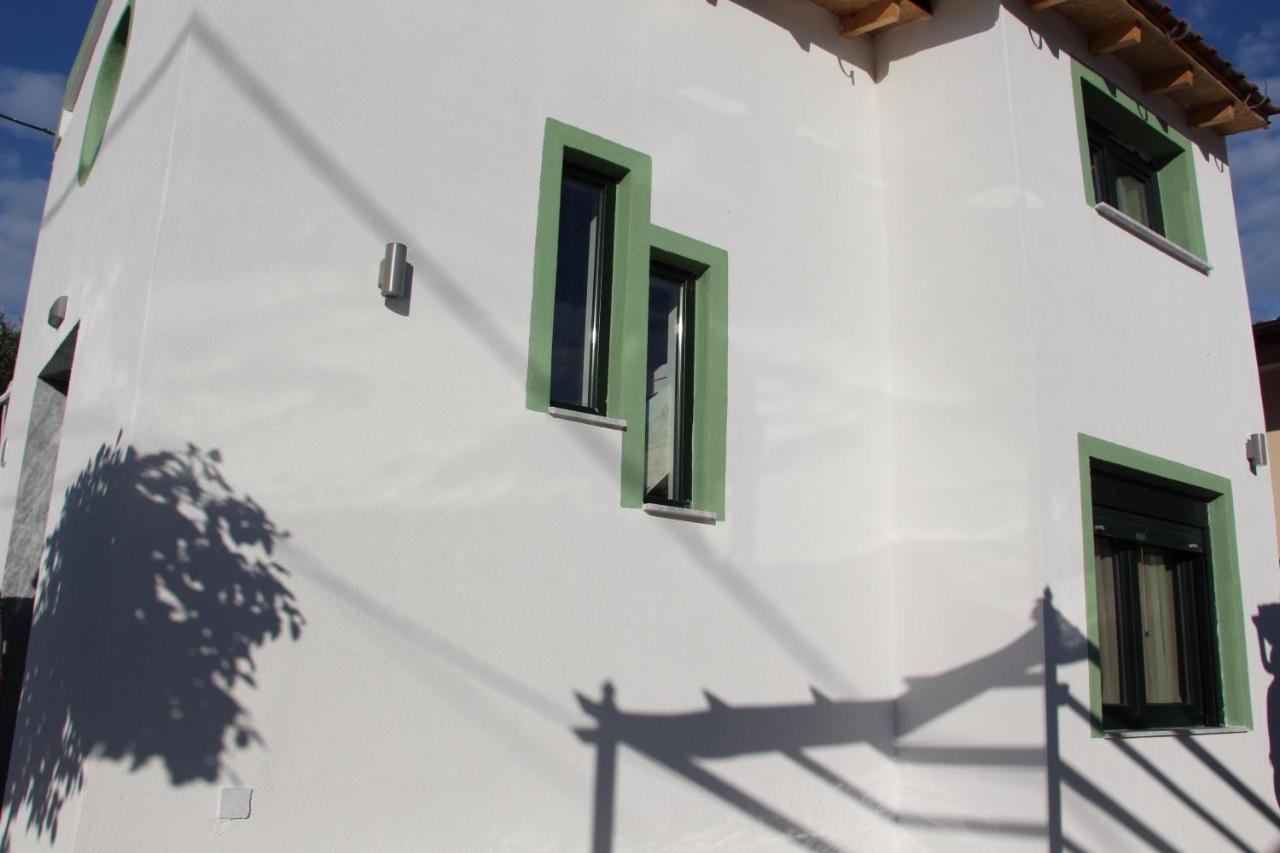 Lamprini'S Deluxe Studios Limenas  Exterior photo